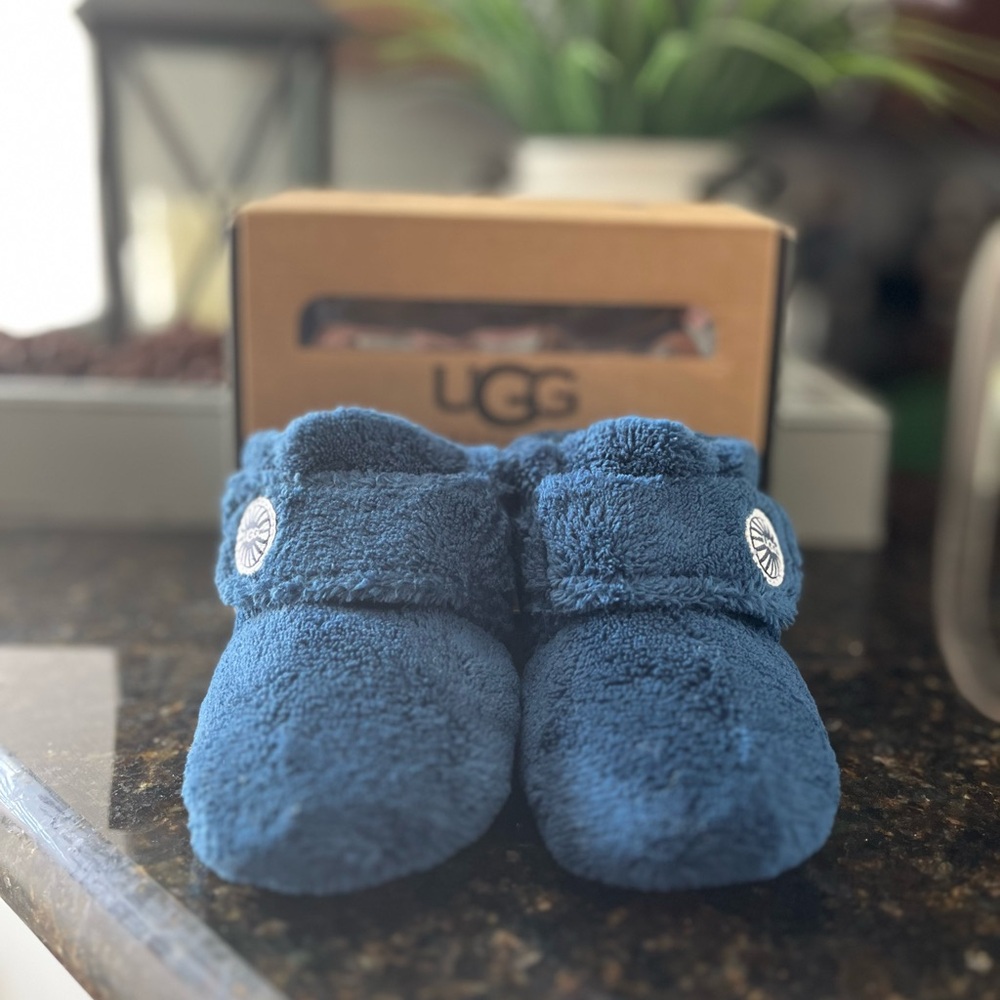 UGG Baby Bixbee Bootie Slippers - Picture 2 of 8